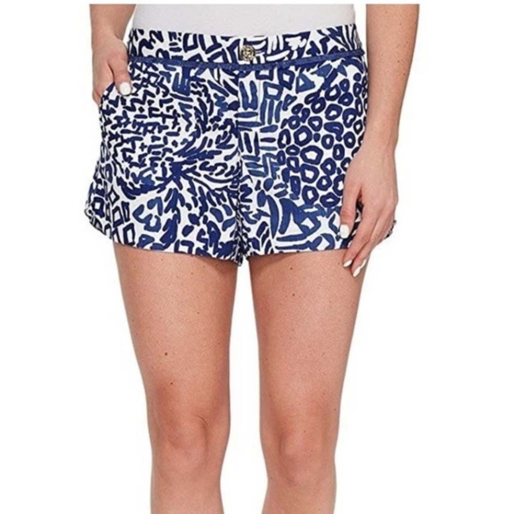 Lilly Pulitzer  Adie  indigo home slice blue and white shorts sz 6